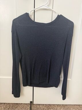 navy ribbed sweater
